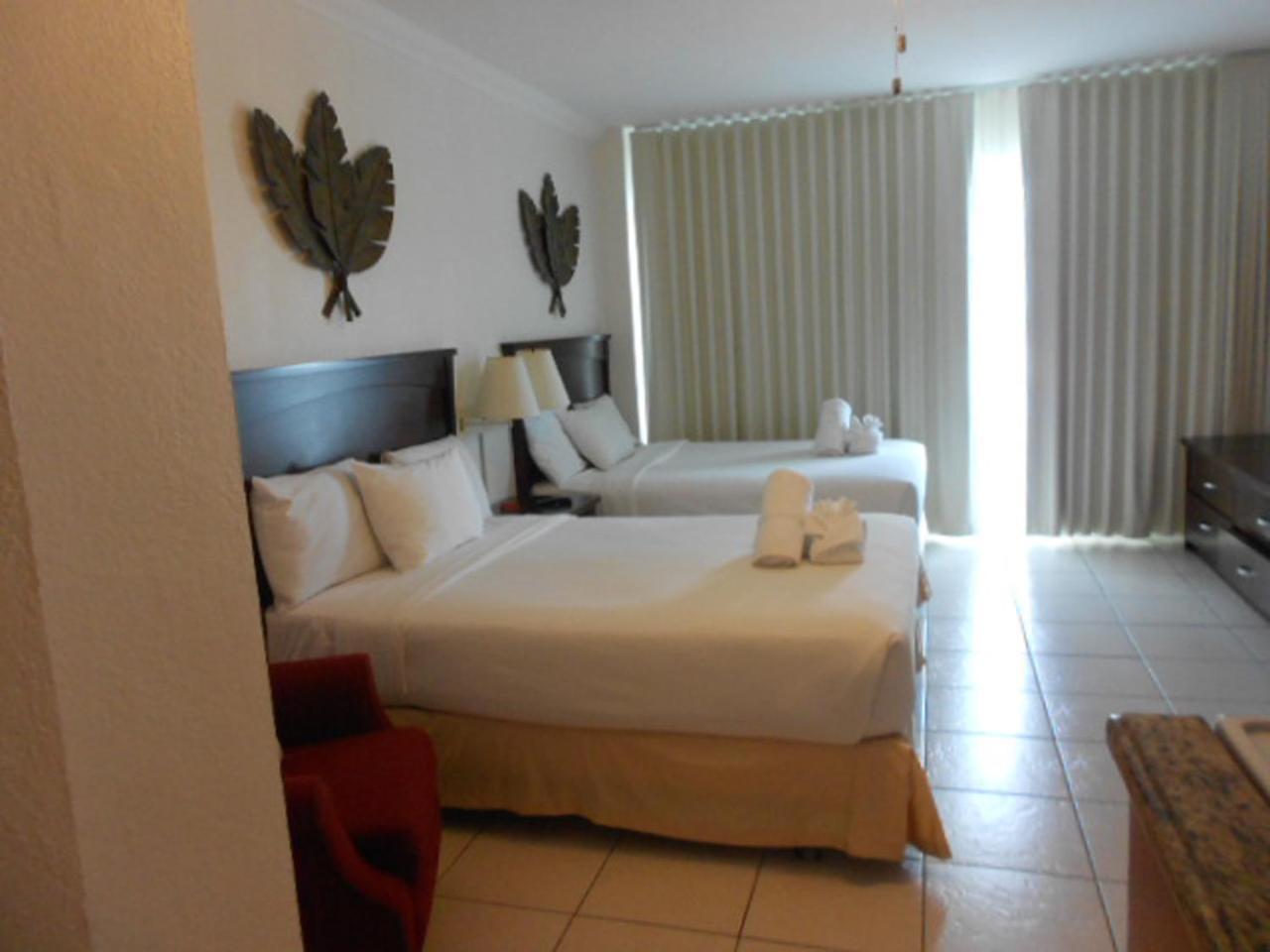 Casablanca On The Beach Miami Beach Room photo